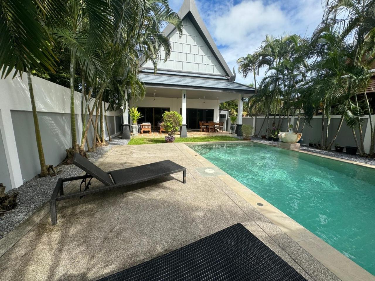 Montrachet Villa By G Estate Rawai Bagian luar foto