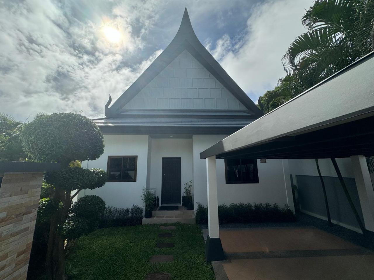Montrachet Villa By G Estate Rawai Bagian luar foto